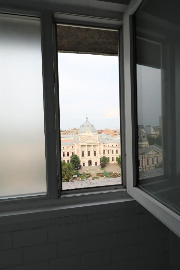 Serenity Heights Apartment: A Panoramic Haven Near Old Town - Free Minibar Бухарест Экстерьер фото