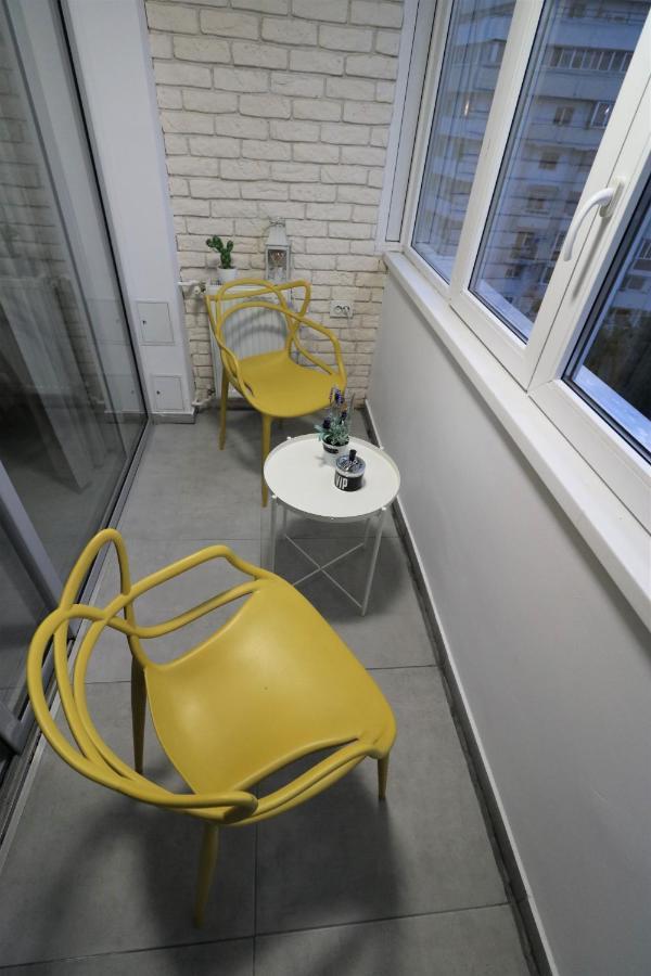 Serenity Heights Apartment: A Panoramic Haven Near Old Town - Free Minibar Бухарест Экстерьер фото